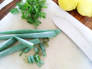 Preparing an organic raw salad