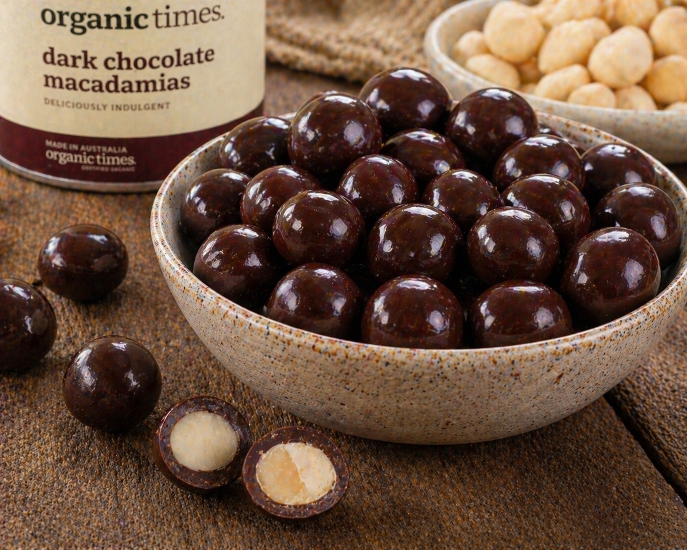 Vive Bulk Organic Times Dark Chocolate Macadamias