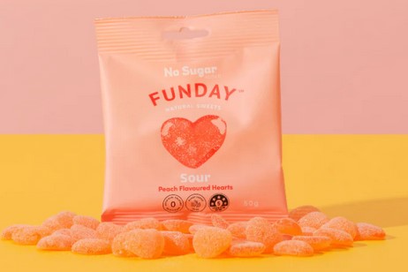 Funday Natural Sweets Sour Peach Flavoured Hearts